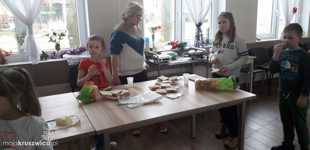 Zajęcia w świetlicy w Chełmcach