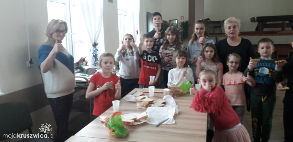 Zajęcia w świetlicy w Chełmcach