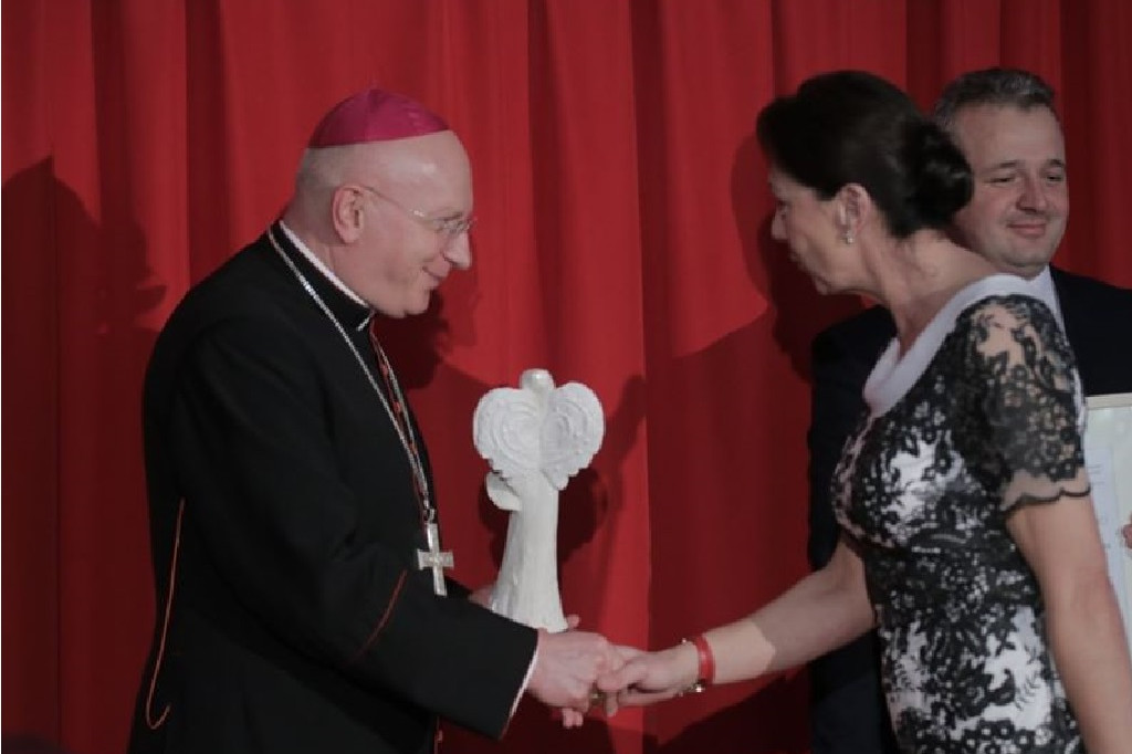 Anioły Dobroci dla Haliny Stajszczak oraz Michała Bubacza