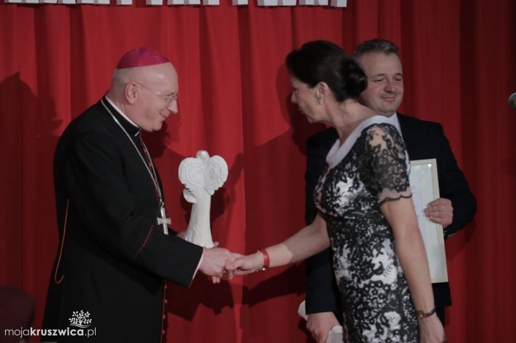 Anioły Dobroci dla Haliny Stajszczak oraz Michała Bubacza