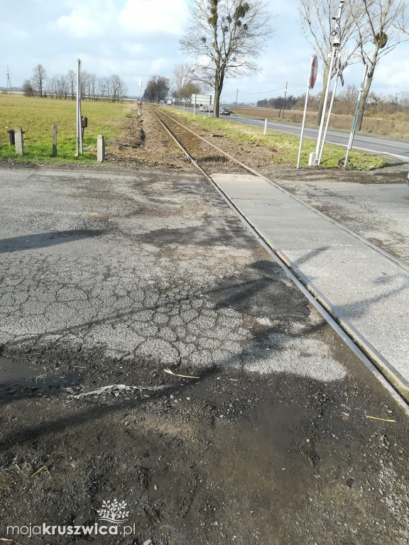 Przejazd kolejowo-drogowy naprawiony
