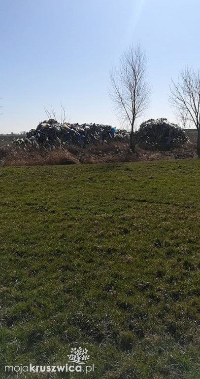 Kolejne śmieci podrzucone w naszej gminie