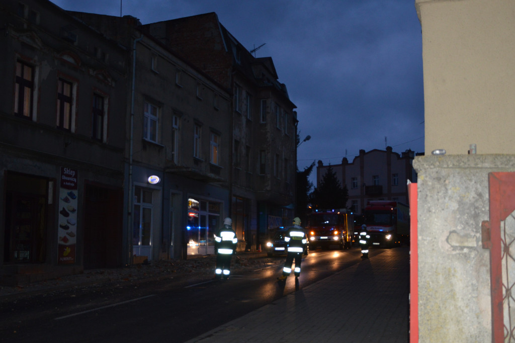 Strącił balkon jednej z kamienic