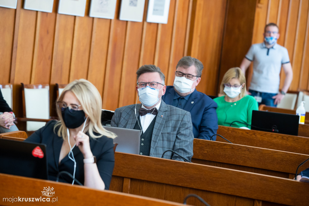  Marszałek z votum zaufania. Zarząd województwa otrzymał absolutorium [ZDJĘCIA]