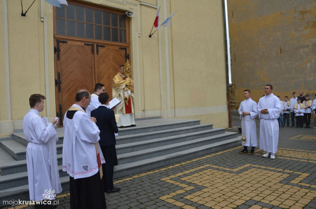 Boże Ciało w kościele św. Teresy od Dzieciątka Jezus w Kruszwicy