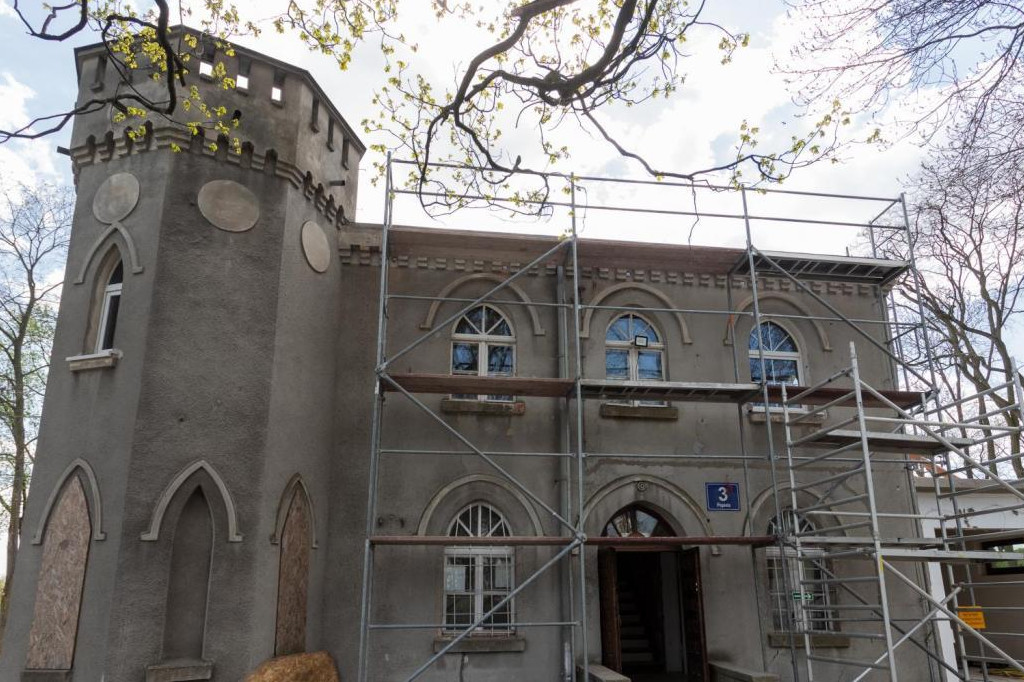 W Pałacyku nad Gopłem trwają prace modernizacyjne [ZDJĘCIA]