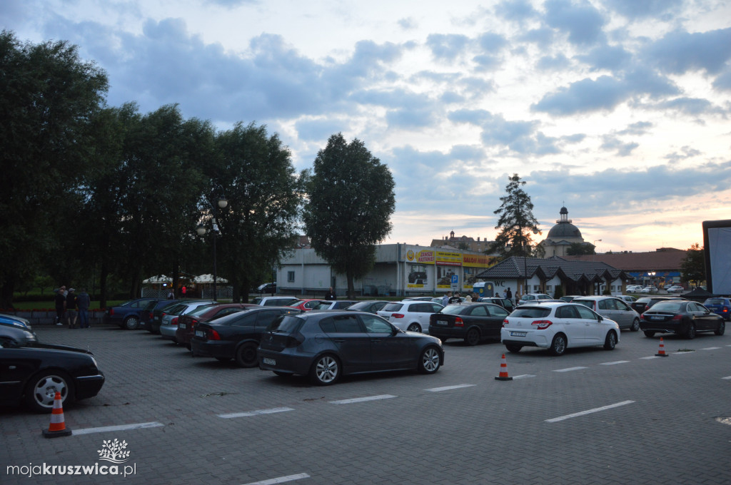 Kino samochodowe w Kruszwicy