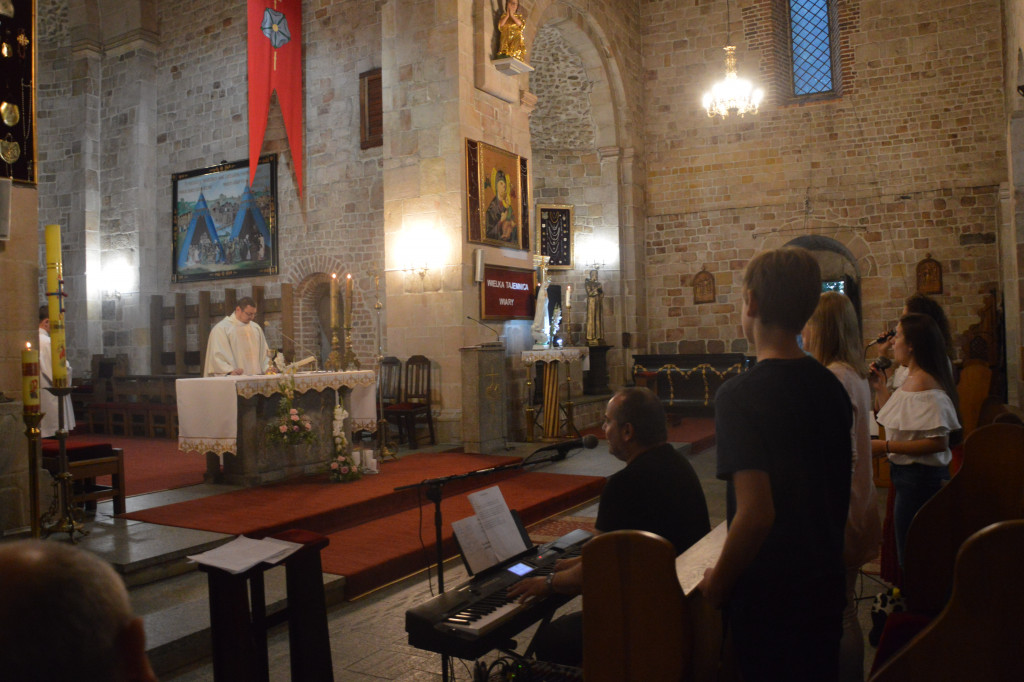 Pielgrzymka i Msza Święta