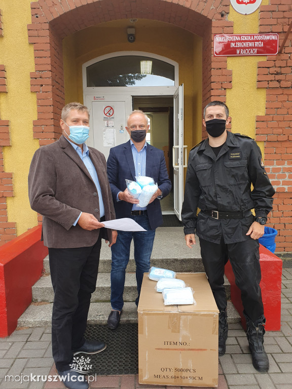 Przekazali środki na walkę z COVID-19