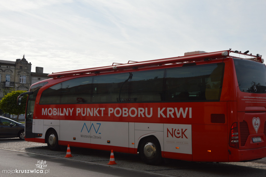 Dobiega końca zbiórka krwi na kruszwickim rynku [ZDJĘCIA]