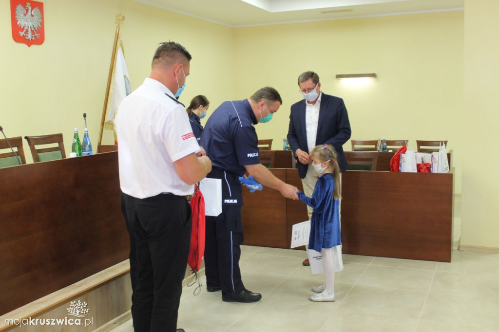 Wręczyli nagrody w sali sesyjnej