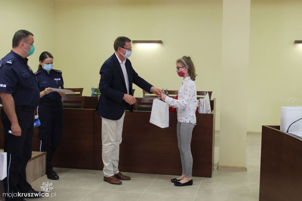 Wręczyli nagrody w sali sesyjnej