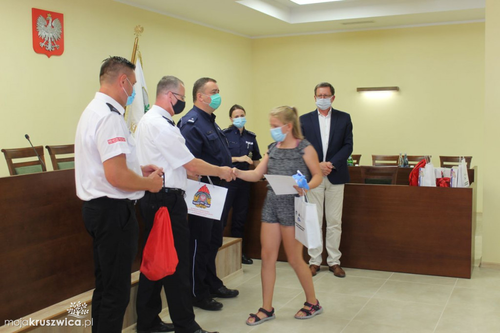 Wręczyli nagrody w sali sesyjnej