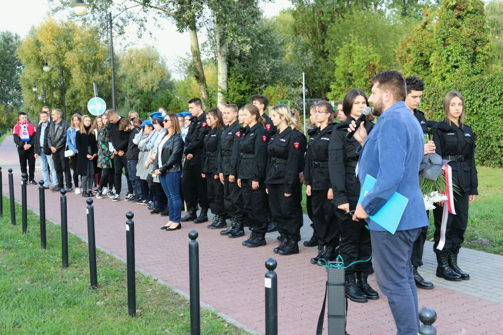 Pomaszerowaliśmy do Łagiewnik aby upamiętnić ofiary tragicznego września. Za nami Marsz Patriotyczny [ZDJĘCIA]