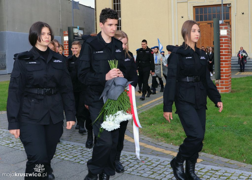Pomaszerowaliśmy do Łagiewnik aby upamiętnić ofiary tragicznego września. Za nami Marsz Patriotyczny [ZDJĘCIA]