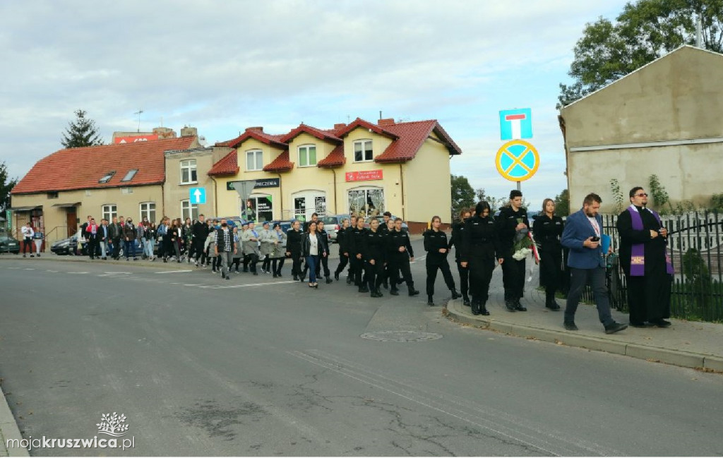 Pomaszerowaliśmy do Łagiewnik aby upamiętnić ofiary tragicznego września. Za nami Marsz Patriotyczny [ZDJĘCIA]