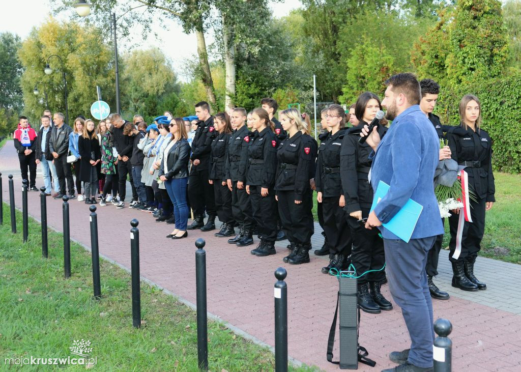 Pomaszerowaliśmy do Łagiewnik aby upamiętnić ofiary tragicznego września. Za nami Marsz Patriotyczny [ZDJĘCIA]