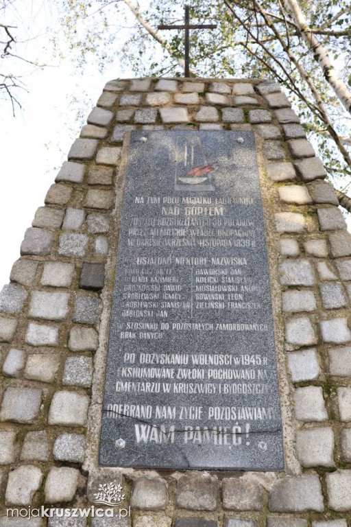 Pomaszerowaliśmy do Łagiewnik aby upamiętnić ofiary tragicznego września. Za nami Marsz Patriotyczny [ZDJĘCIA]