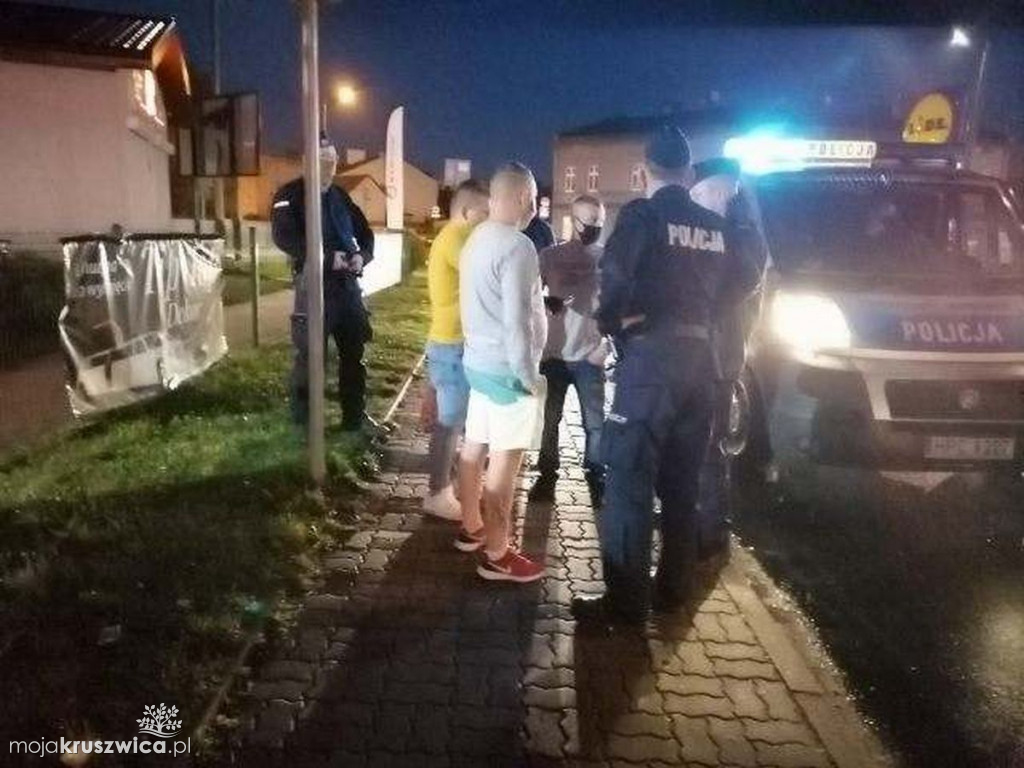  Pierwsze mandaty w naszym powiecie już wystawione. Ukarano do tej pory 19 osób [ZDJĘCIA]
