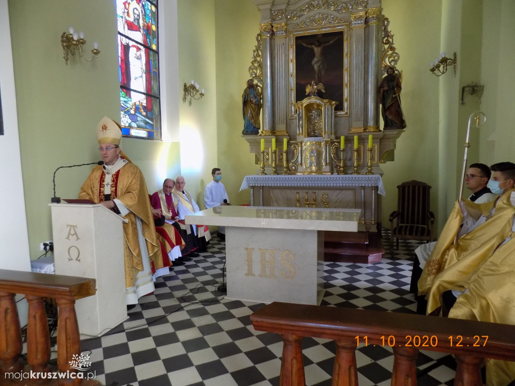 Chełmce: Poświęcono kościół św. Katarzyny Aleksandryjskiej [ZDJĘCIA]