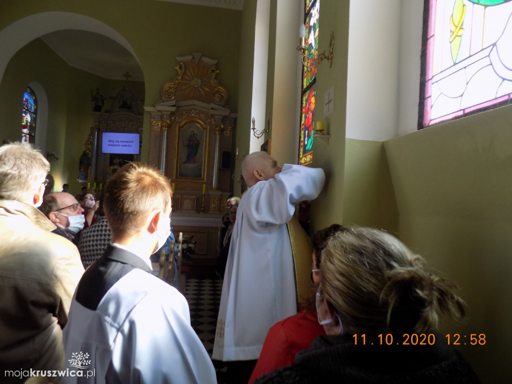 Chełmce: Poświęcono kościół św. Katarzyny Aleksandryjskiej [ZDJĘCIA]