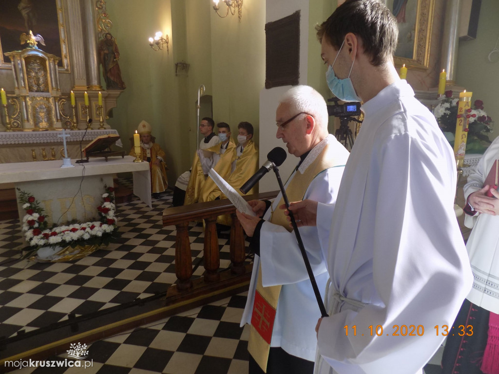Chełmce: Poświęcono kościół św. Katarzyny Aleksandryjskiej [ZDJĘCIA]