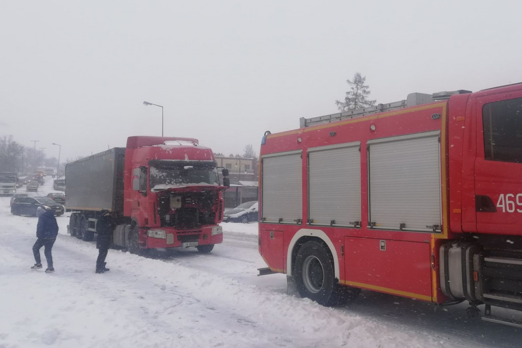 Policja kieruje ruchem