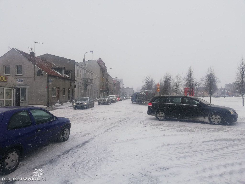 Policja kieruje ruchem
