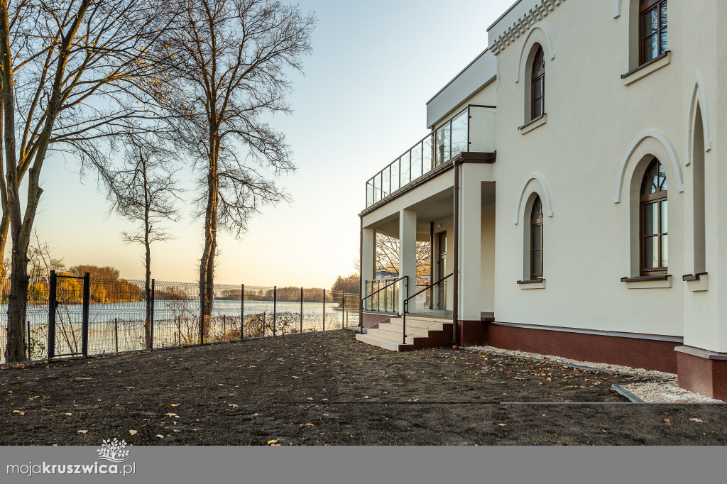 Pałacyk nad Gopłem w Kruszwicy