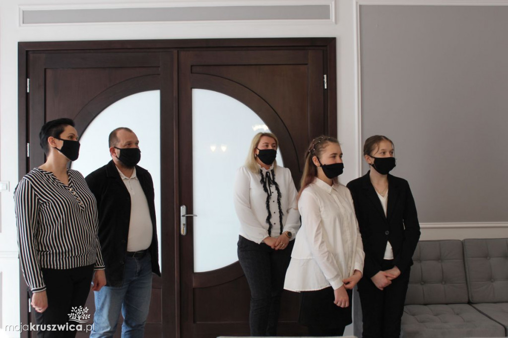 Nastolatki z Kruszwicy nagrodzone za reakcję i postawę [FOTO]