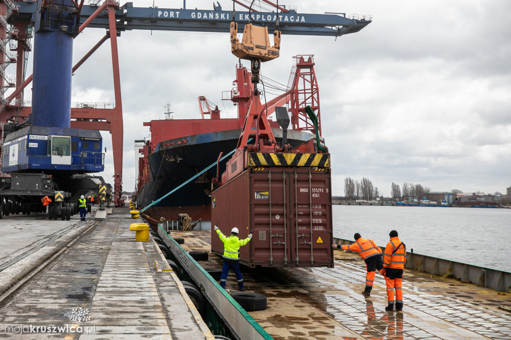 Wisła - ekonomia i ekologia w transporcie. Z portu w Gdańsku do firm w kujawsko-pomorskim