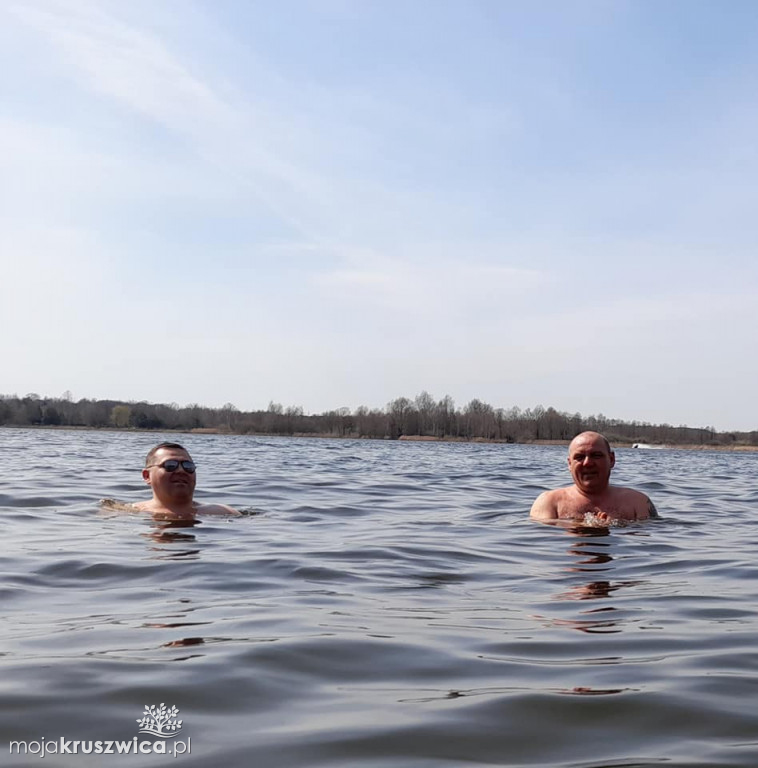 Goplanie Morsy Kruszwica wzięły udział w morsowaniu w Połajewie [ZDJĘCIA]