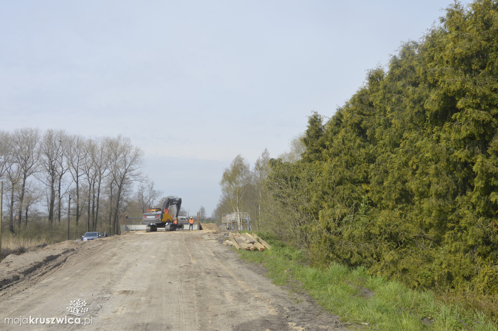 Most w Kobylnikach to część przyszłej obwodnicy Kruszwicy [ZDJĘCIA]