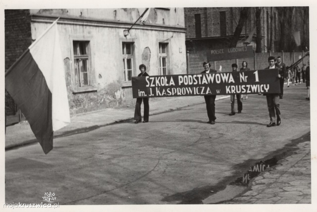 Pochód 1 Maja w Kruszwicy