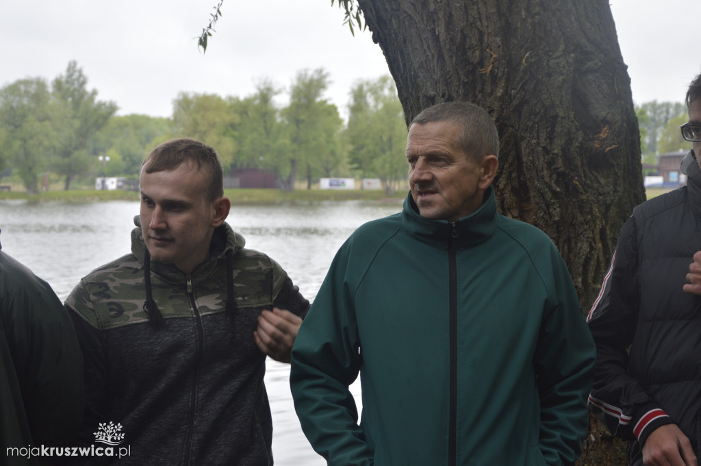 Zawody wędkarskie nad Gopłem