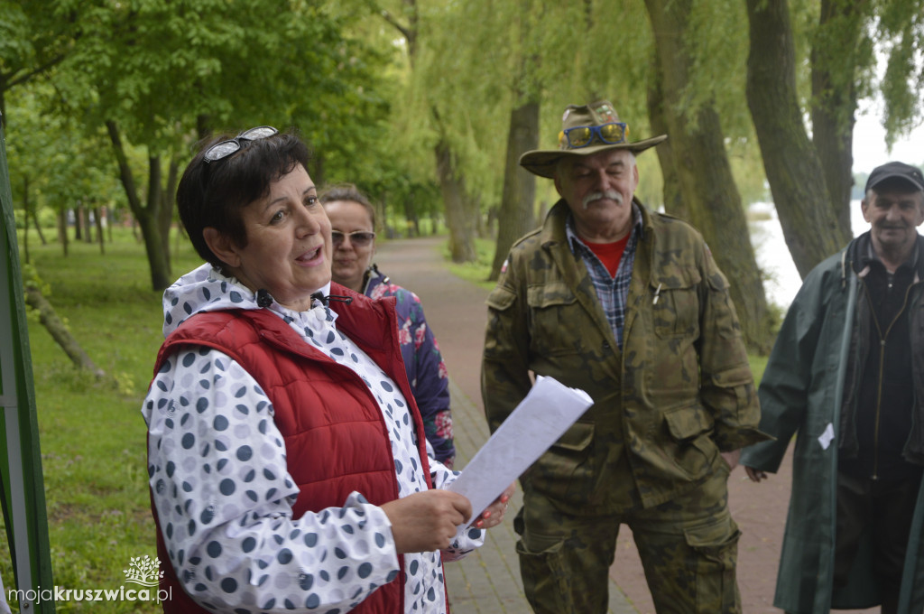 Zawody wędkarskie nad Gopłem