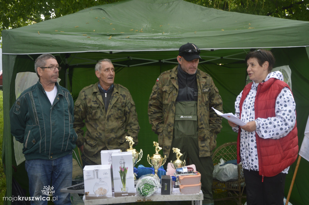 Zawody wędkarskie nad Gopłem