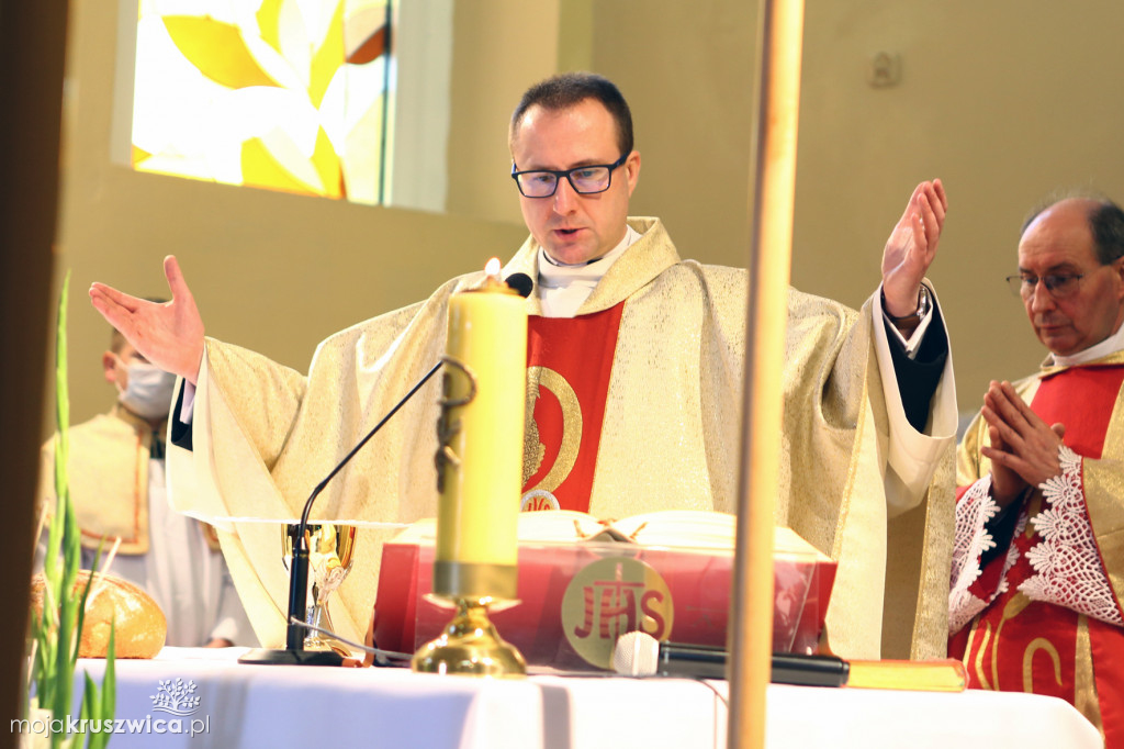  W kościele św.Teresy od Dzieciątka Jezus w Kruszwicy obchodzili uroczystość I Komunii Świętej