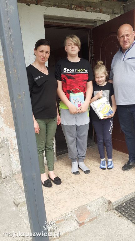 Sołtys i Rada Sołecka w Sokolnikach odwiedzili najmłodszych mieszkańców sołectwa [FOTO]