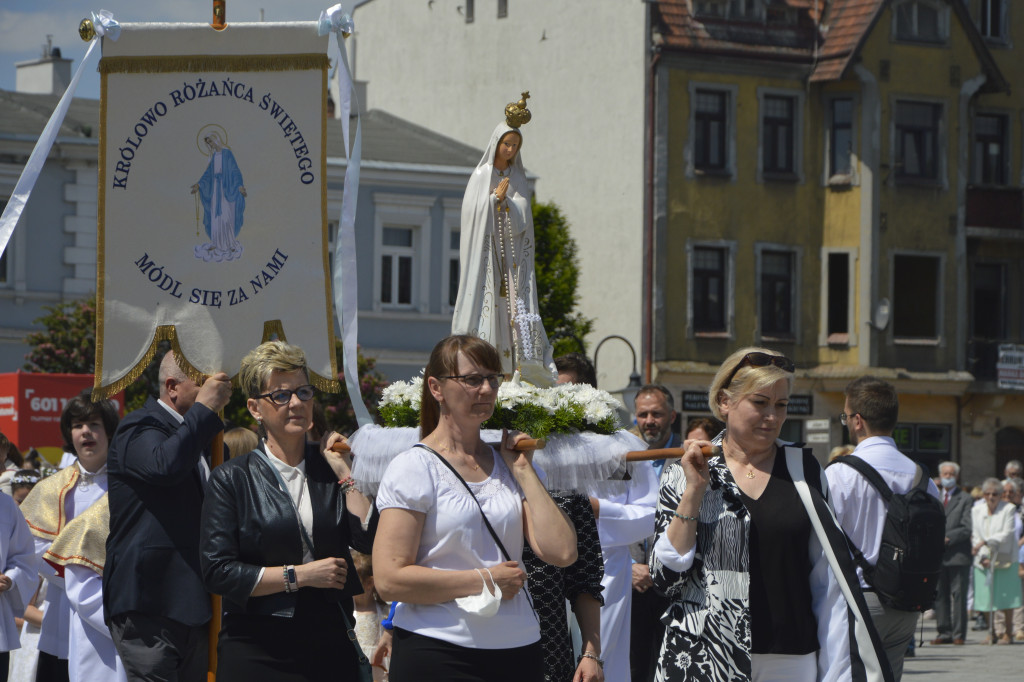 Procesja Bożego Ciała w parafii św. Teresy od Dzieciątka Jezus w Kruszwicy