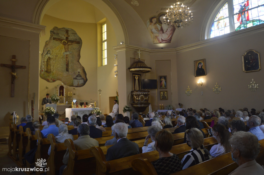 Procesja Bożego Ciała w parafii św. Teresy od Dzieciątka Jezus w Kruszwicy