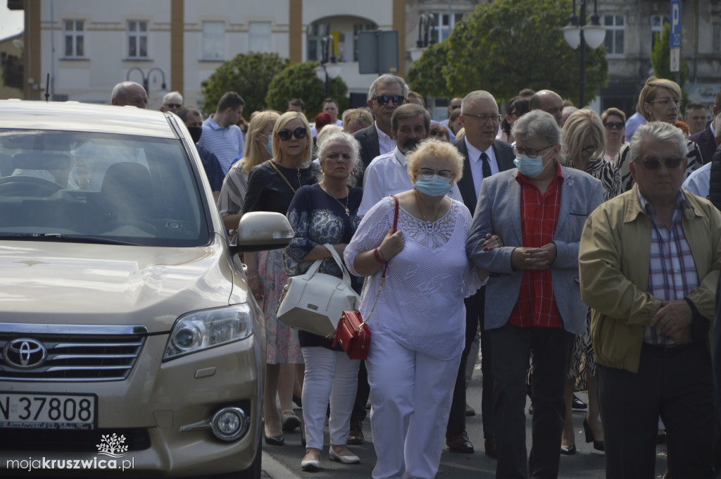 Procesja Bożego Ciała w parafii św. Teresy od Dzieciątka Jezus w Kruszwicy