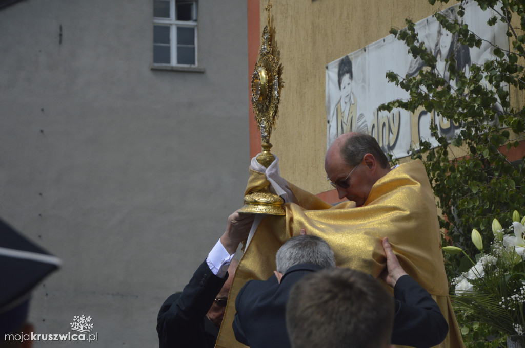 Procesja Bożego Ciała w parafii św. Teresy od Dzieciątka Jezus w Kruszwicy