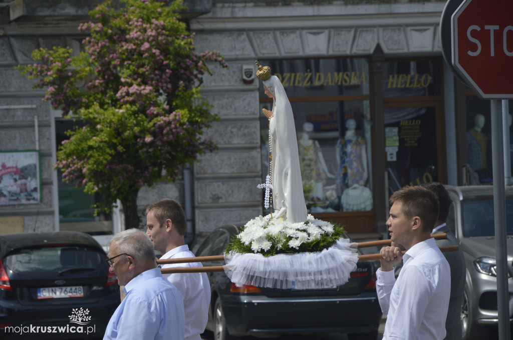 Procesja Bożego Ciała w parafii św. Teresy od Dzieciątka Jezus w Kruszwicy
