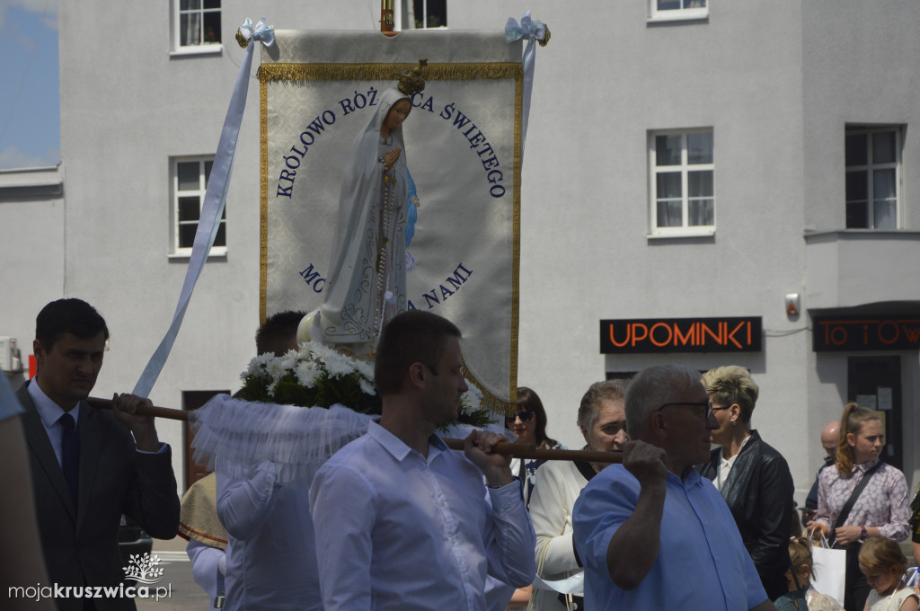 Procesja Bożego Ciała w parafii św. Teresy od Dzieciątka Jezus w Kruszwicy