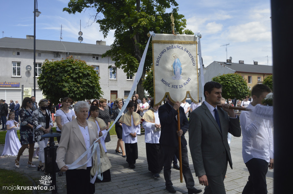 Procesja Bożego Ciała w parafii św. Teresy od Dzieciątka Jezus w Kruszwicy