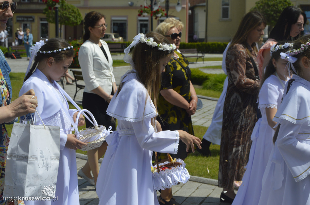 Procesja Bożego Ciała w parafii św. Teresy od Dzieciątka Jezus w Kruszwicy