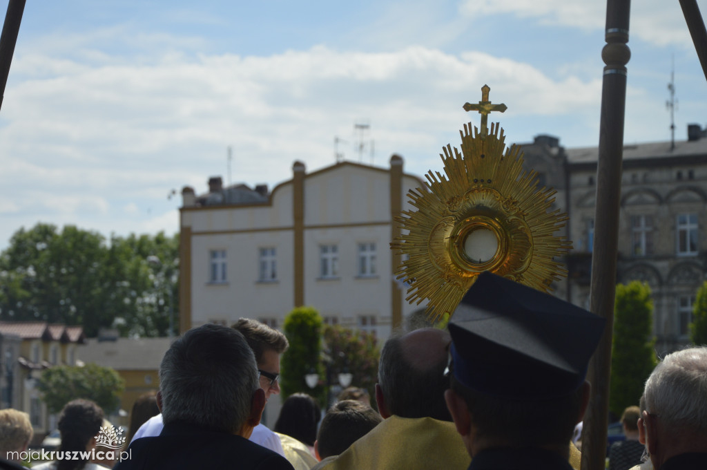Procesja Bożego Ciała w parafii św. Teresy od Dzieciątka Jezus w Kruszwicy