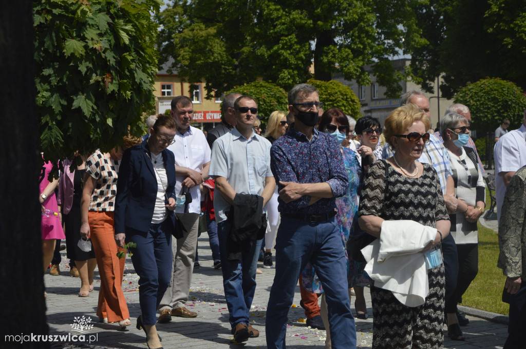 Procesja Bożego Ciała w parafii św. Teresy od Dzieciątka Jezus w Kruszwicy