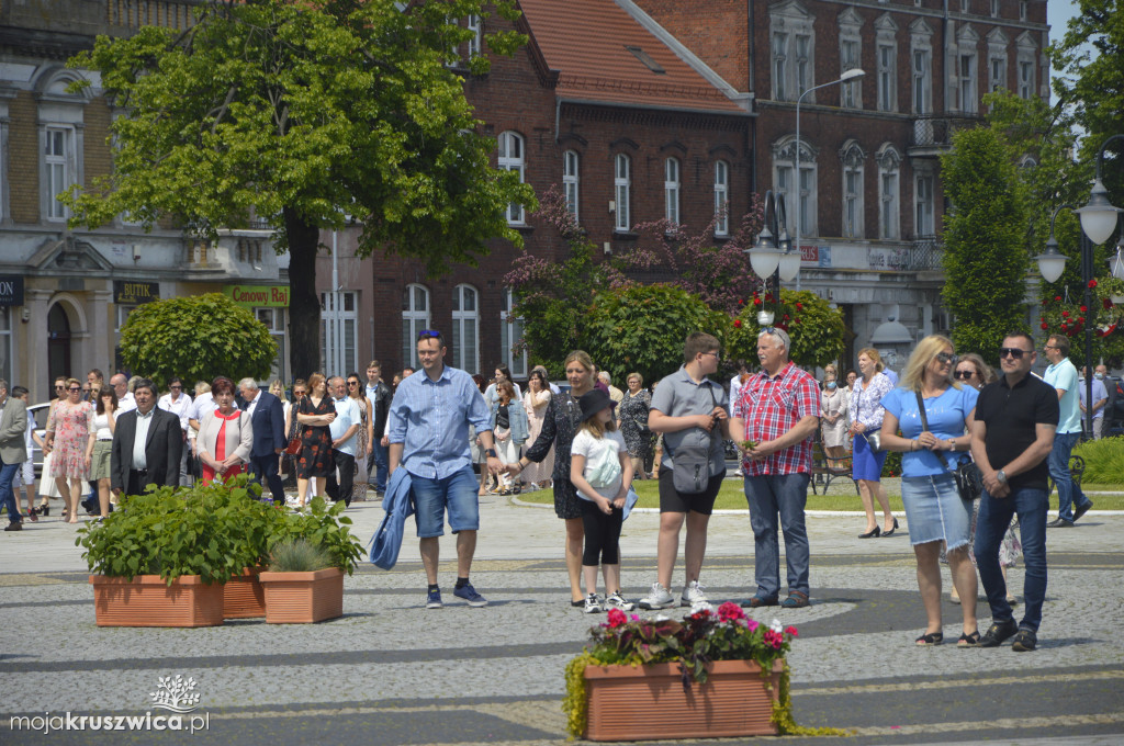 Procesja Bożego Ciała w parafii św. Teresy od Dzieciątka Jezus w Kruszwicy